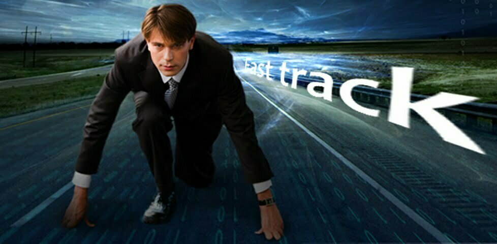 Lập trình viên Fast Track