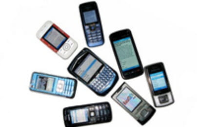 Ngày càng nhiều người Mỹ dùng điện thoại vào mạng