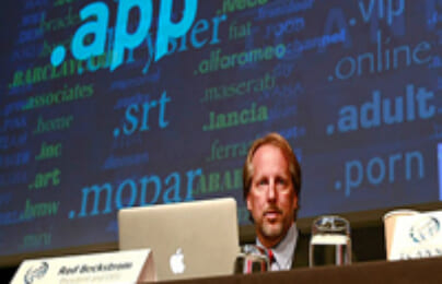 Nhiều công ty tranh nhau các tên miền mới lạ