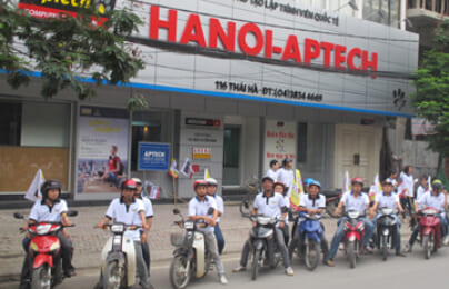 Hanoi-Aptech tổ chức Roadshow tưng bừng đón mùa tuyển sinh