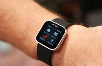 Đồng hồ kết nối điện thoại Android đã xuất hiện tại Việt Nam