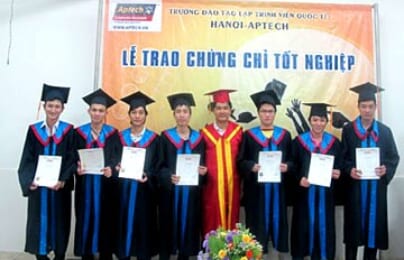 Hanoi – Aptech tổ chức lễ trao hơn 100 chứng chỉ cho học viên tốt nghiệp