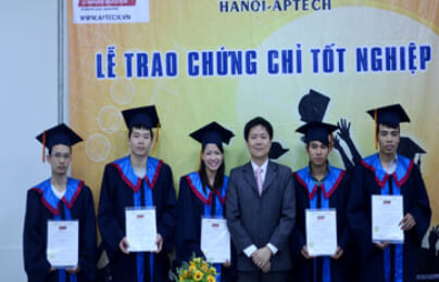 Hanoi-Aptech: Trao hơn 80 chứng chỉ cho học viên tốt nghiệp ACNA Advanced