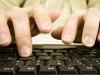Tìm hiểu nguồn gốc của bàn phím QWERTY ?