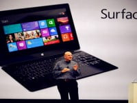 Tổng giám đốc Microsoft Steve Ballmer tuyên bố nghỉ hưu