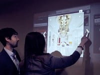 Biến sàn nhà thành màn hình cảm ứng với Microsoft