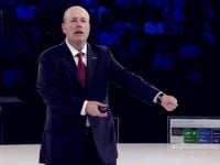 Microsoft sẽ chọn giải pháp CEO “tạm quyền” để giữ an toàn?