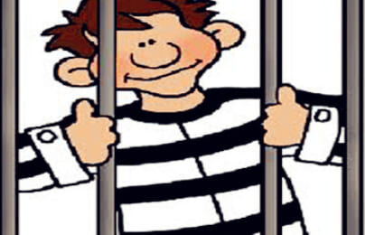 Khi người dùng Google nhận..án tù trên trời rơi xuống