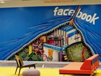 Facebook và không gian làm việc cực vui nhộn tại Menlo Park (Mỹ)
