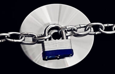 Chủ của Zing.vn bị kiện vi phạm bản quyền