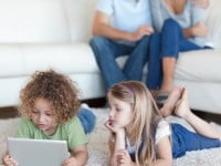 Google phải đối mặt với vụ kiện từ một bà mẹ