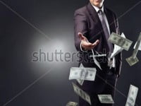 Người dùng đang tự nguyện kiếm tiền cho Google?