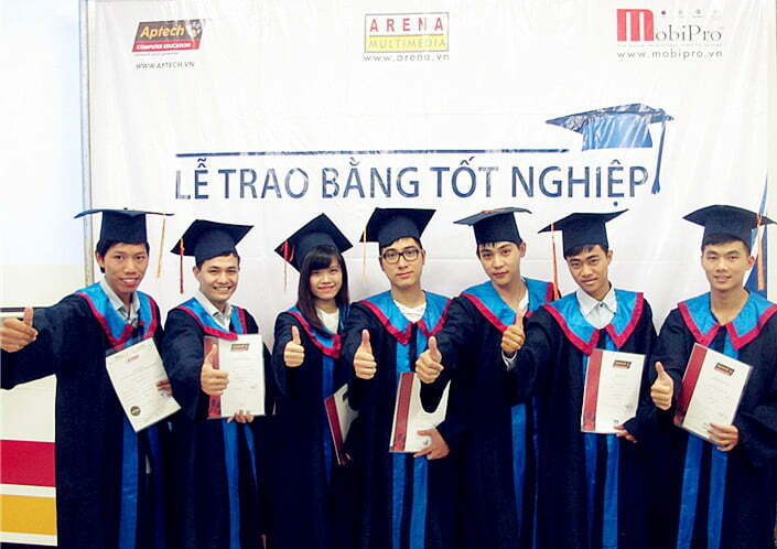 Sinh viên Hanoi- Aptech, chưa tốt nghiệp vẫn “đắt sô”