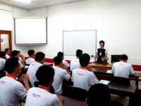 Chào đón các tân lập trình viên về đội của Trường Hanoi – Aptech