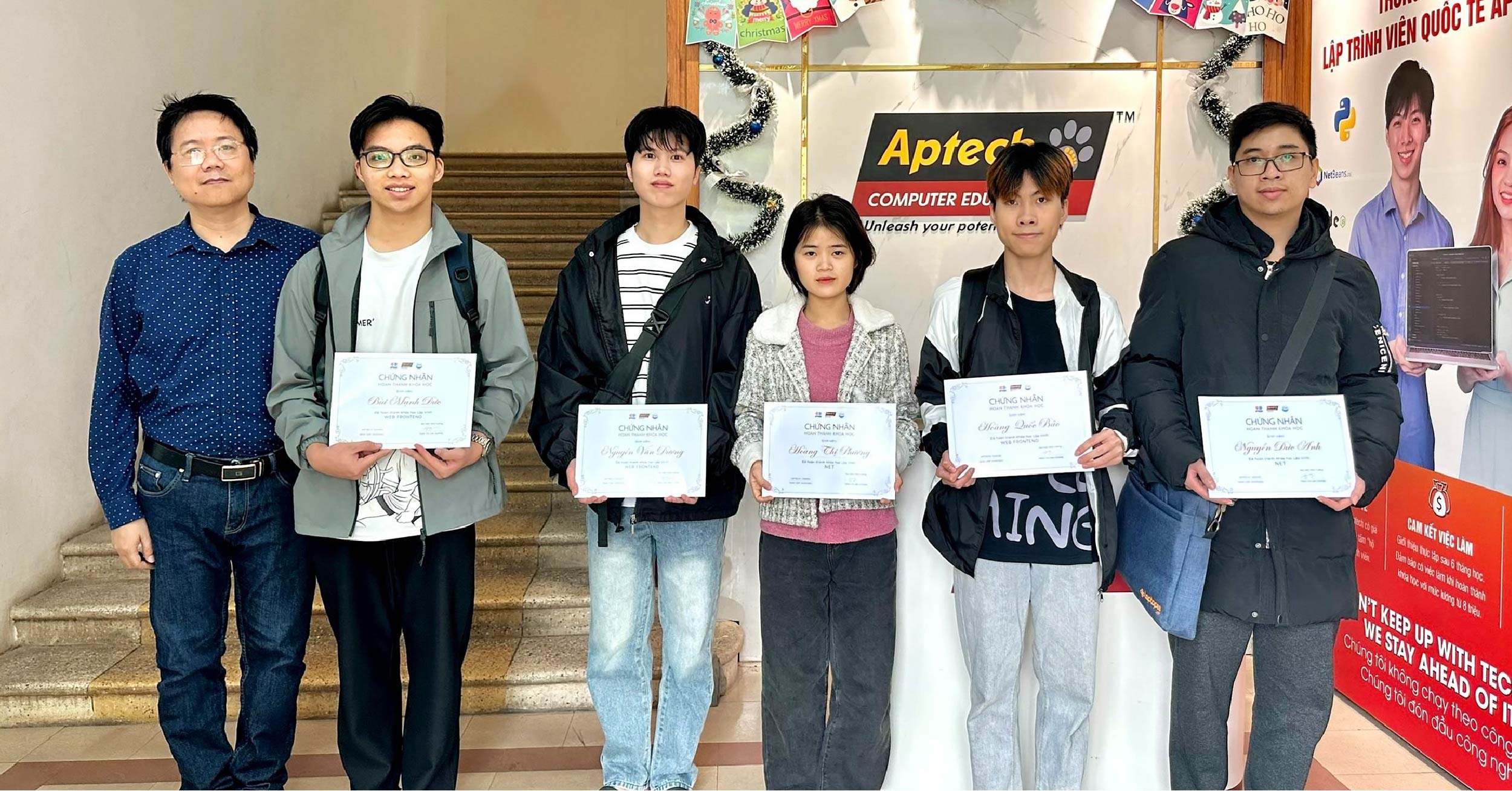 Aptech Hanoi trao học bổng CNTT cho sinh viên Đại Học Thủy Lợi