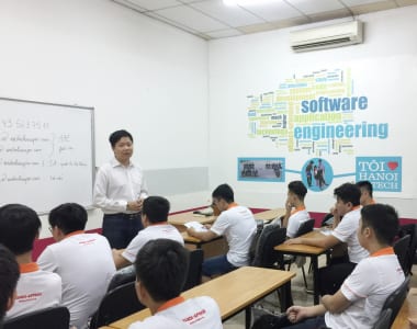 trao đổi với các bạn học viên trao đổi với các bạn học viên